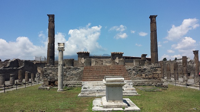 pompeii-2006439_640